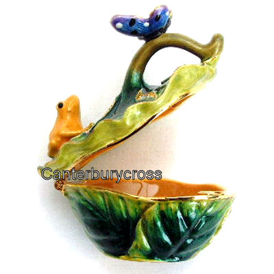 Frog on Lily Pad Jewelled and Enamelled Box - Image 3