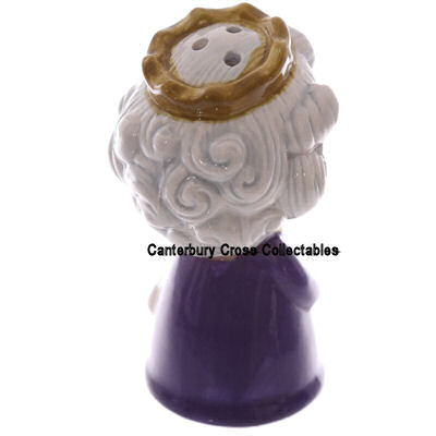 Novelty Salt and Pepper Shakers - Queen Elizabeth and Corgi - Image 5