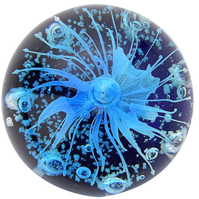 Water Splash Glass Paperweight or Ornament - Objet D'Art - Image 2
