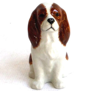 Blenheim Cavalier King Charles Spaniel Figure or Ornament, Head Straight - by Quail Ceramics