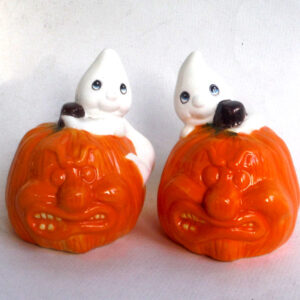 China Halloween Ghost and Pumpkin Novelty Salt and Pepper/Cruet Set