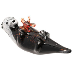 Glass Figure/Paperweight of Playful Otter with Starfish from Objets D'Art