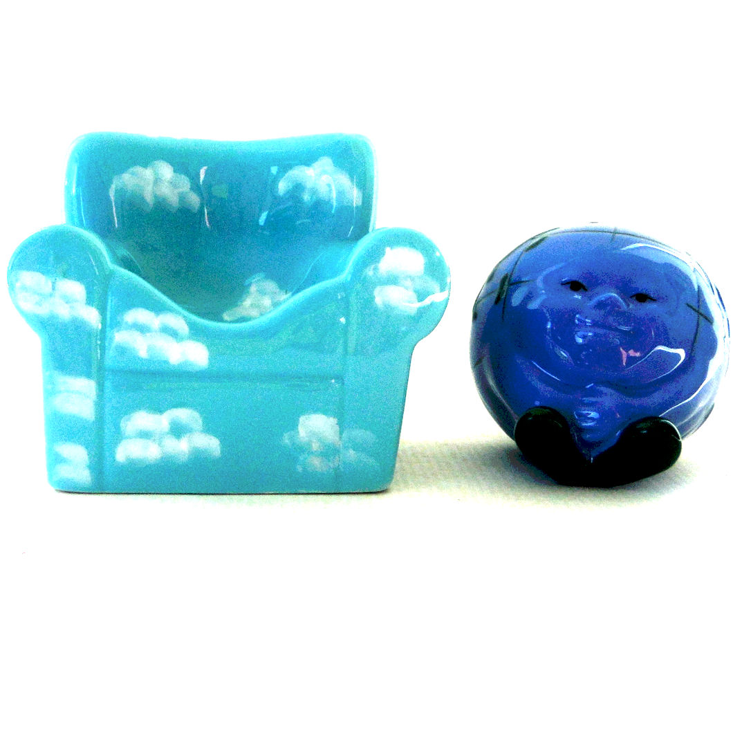 Earth Easy-Chair Novelty Salt and Pepper Pots/Cruet by Clay Art - Image 2